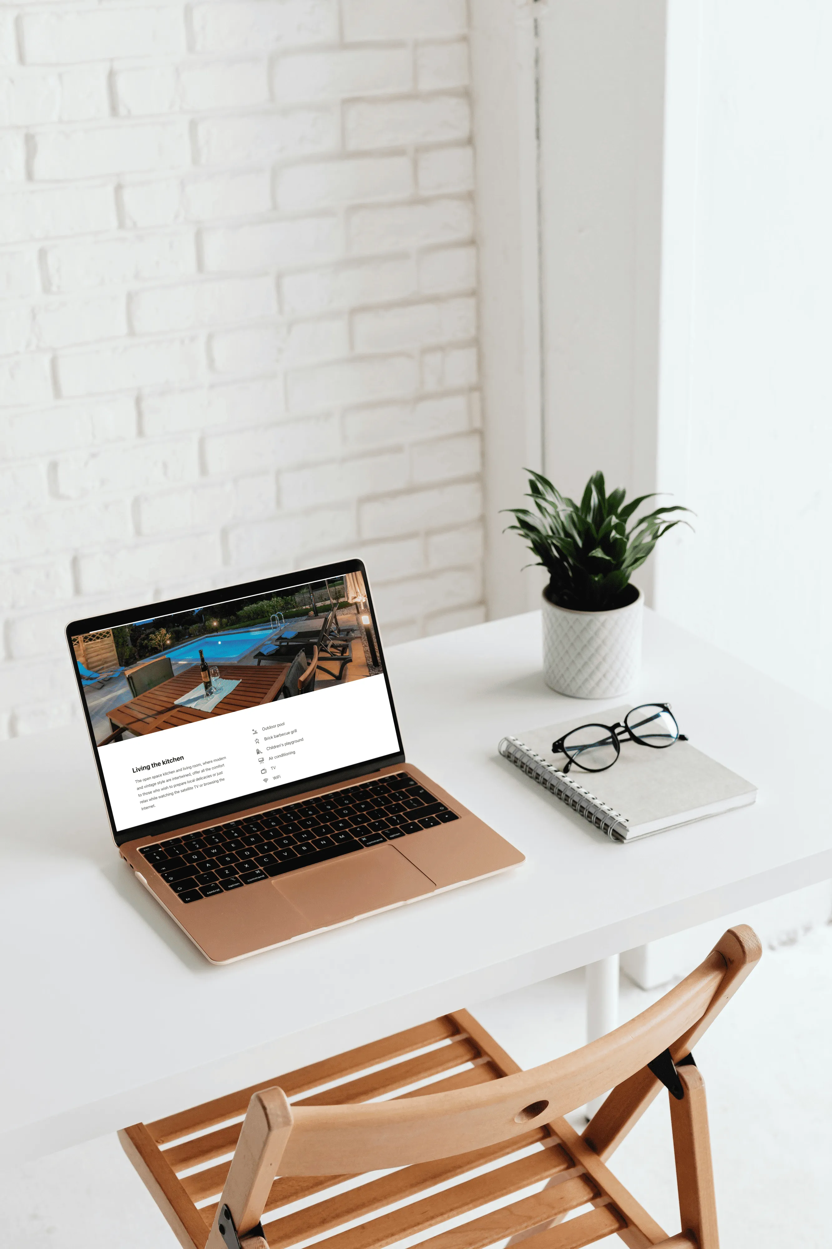 mini villa apartma mock website on laptop